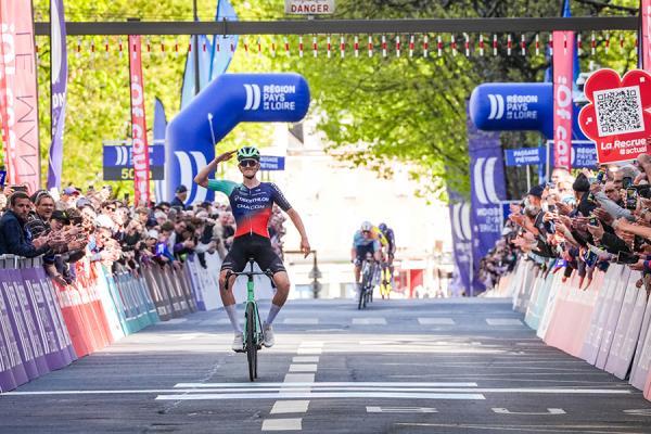 Antoine L'Hote vainqueur de l'étape et du Tour