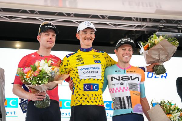 Podium avec Antoine L'Hote vainqueur 2026