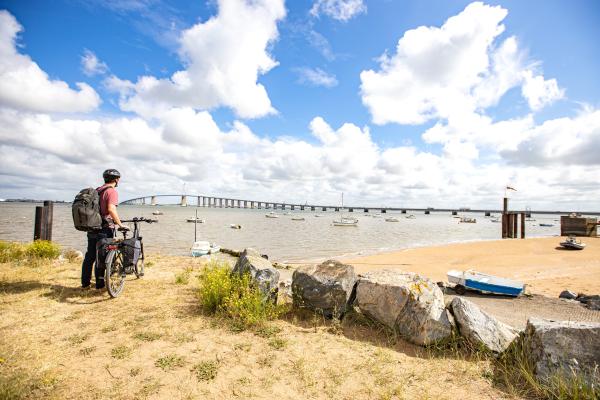 L'Estuaire de la Loire et le pont de Saint-Nazaire © Clo&Clem
